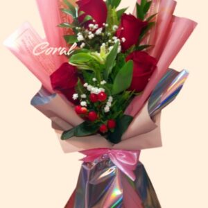 ramo de 4 rosas rojas